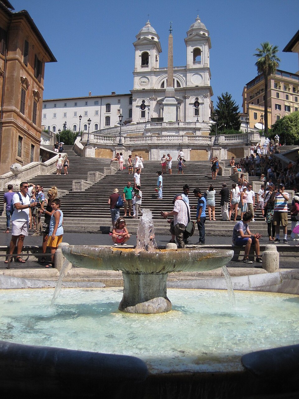 Piazza di Spagna (Rome) 0004